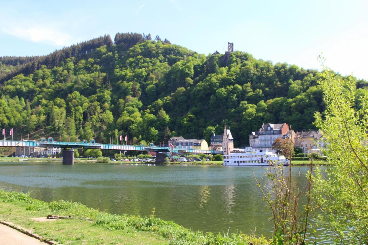 Mosel-Loggia - Luxusapartment -Terrass - Klimaanlage Traben-Trarbach Exterior foto